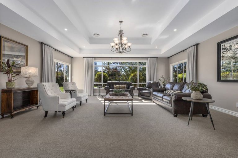 Photo of property in 1068 Queen Street East, Levin, 5510