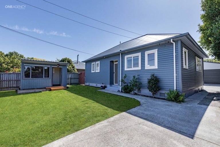 Photo of property in 43 Marshall Street, Woolston, Christchurch, 8023