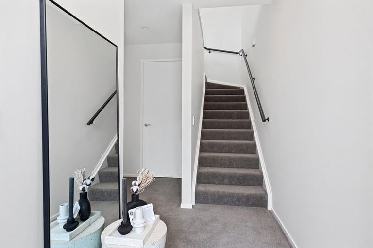 Photo of property in 1/12 Westmorland Rise, Bethlehem, Tauranga, 3110