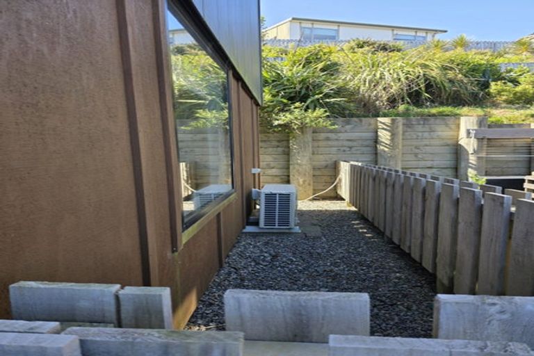 Photo of property in 48 Astelia Way, Woodridge, Wellington, 6037