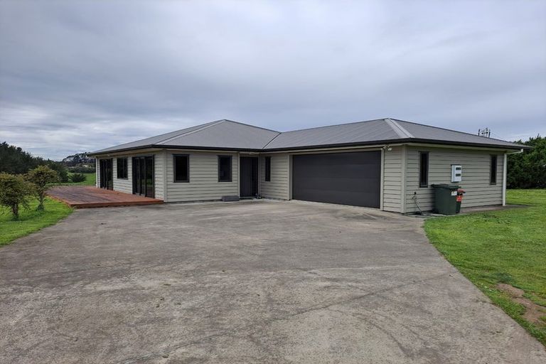 Photo of property in 119 Henwood Road, Paraite, New Plymouth, 4372