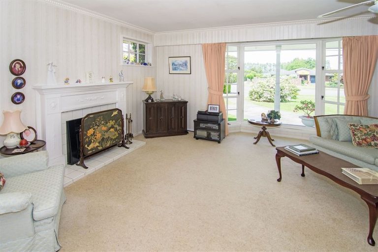 Photo of property in 12 Chamberlain Road, Masterton, 5810