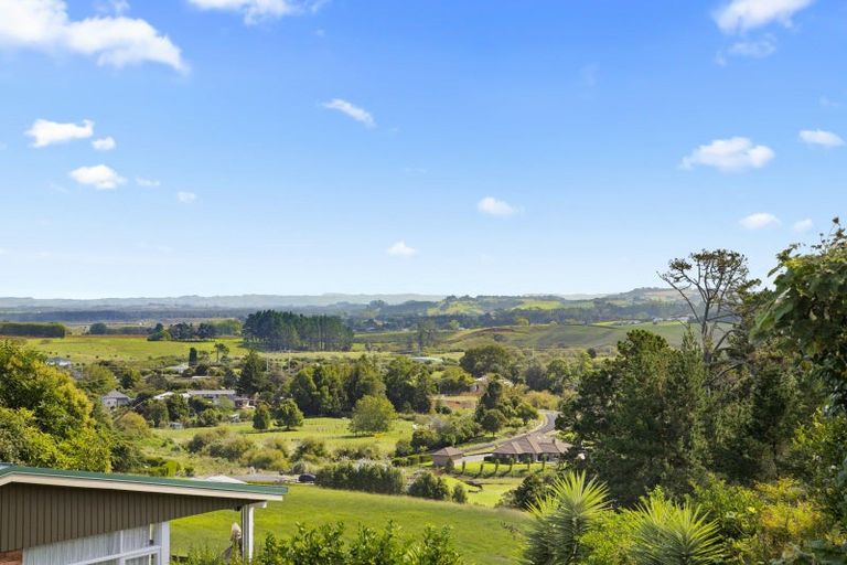 Photo of property in 33 Harrisville Road, Tuakau, 2121