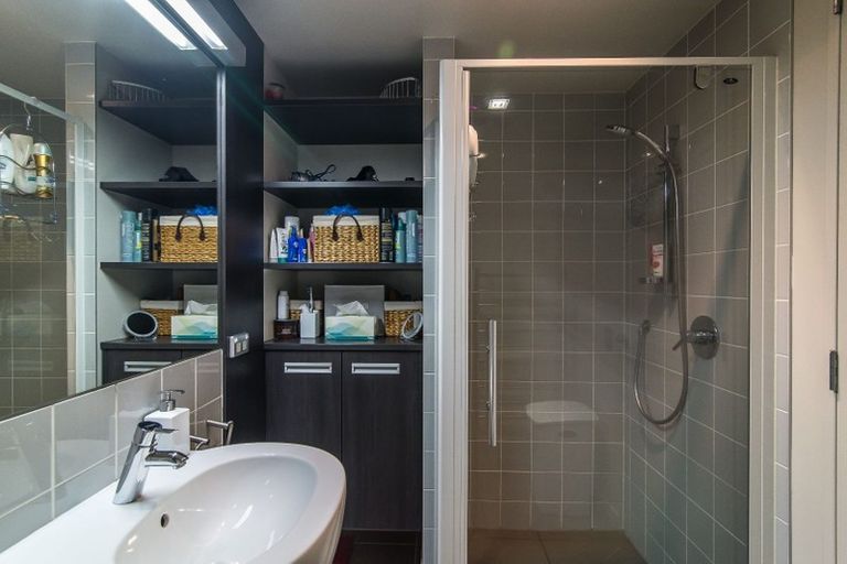 Photo of property in Republic Apartments, 4h/11 Tennyson Street, Te Aro, Wellington, 6011