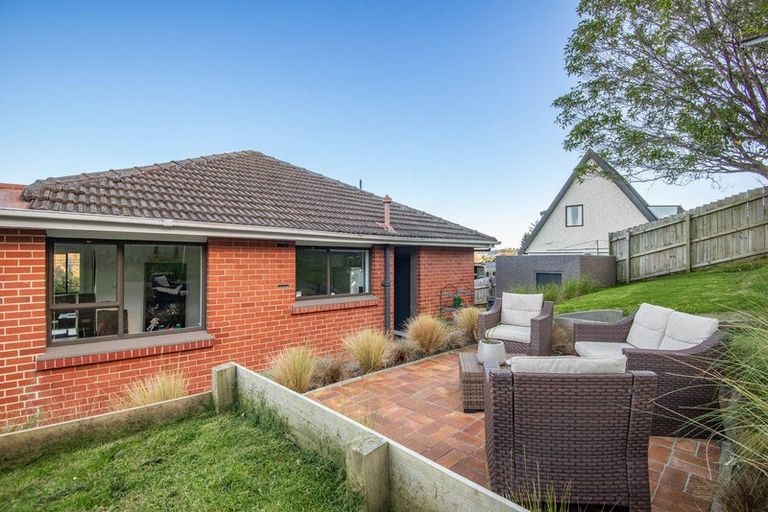 Photo of property in 17 Waldron Crescent, Green Island, Dunedin, 9018