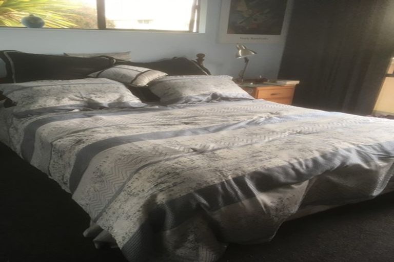 Photo of property in 9/24 Eastglen Road, Glen Eden, Auckland, 0602