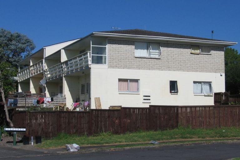 Photo of property in 4/19 Copley Street, New Lynn, Auckland, 0600