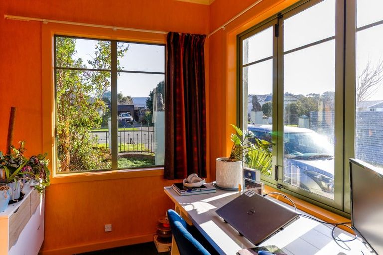 Photo of property in 16 Maitland Street, Strathern, Invercargill, 9812