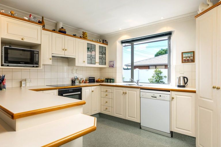 Photo of property in 13 Dillon Street, Blenheim, 7201