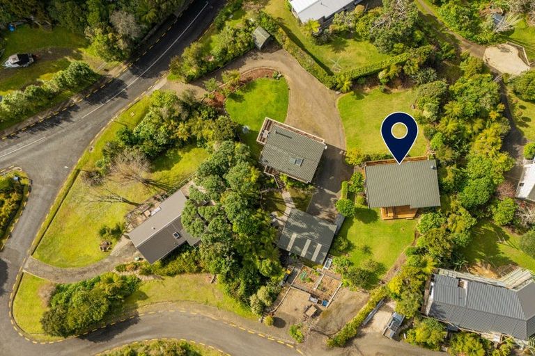 Photo of property in 3 Patricia Place, Hahei, Whitianga, 3591