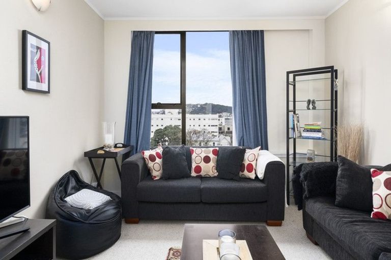 Photo of property in Hobson Court Flats, 56/70u Hobson Street, Thorndon, Wellington, 6011