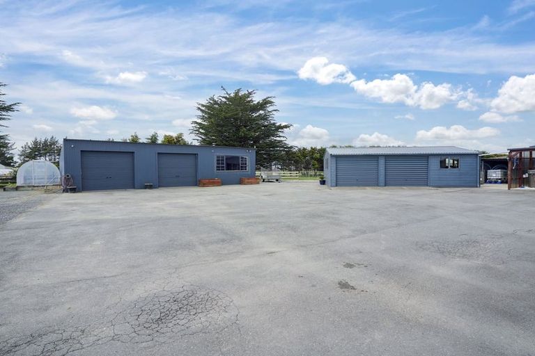 Photo of property in 381 Bay Road, West Plains, Invercargill, 9879