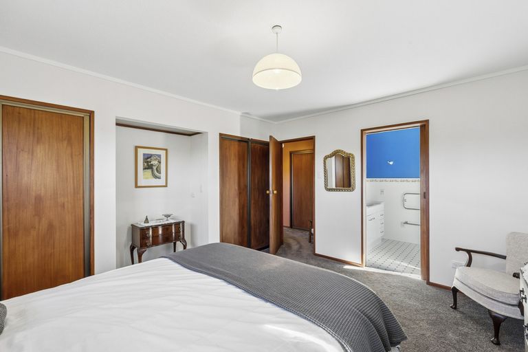 Photo of property in 37 Garden Place, Glenleith, Dunedin, 9010
