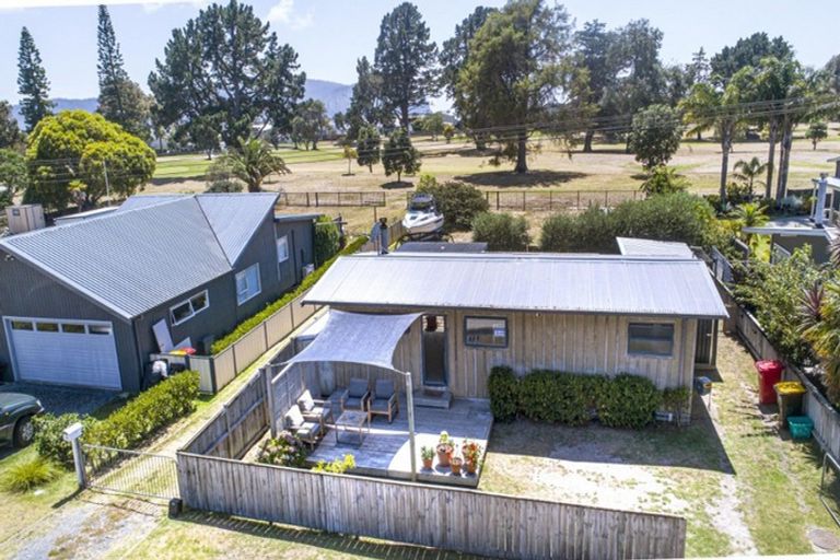 Photo of property in 112a Kiwi Road, Whangamata, 3620