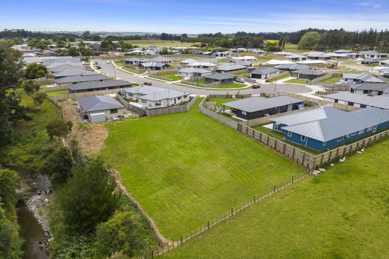 Photo of property in 24 Oldfield Lane, Marton, 4710