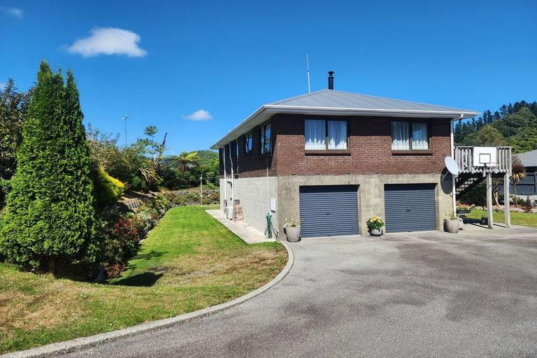 Photo of property in 140 Marsden Road, Greymouth, 7805