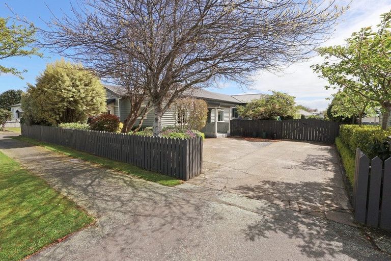 Photo of property in 72 Mitchell Street, Richmond, Invercargill, 9810