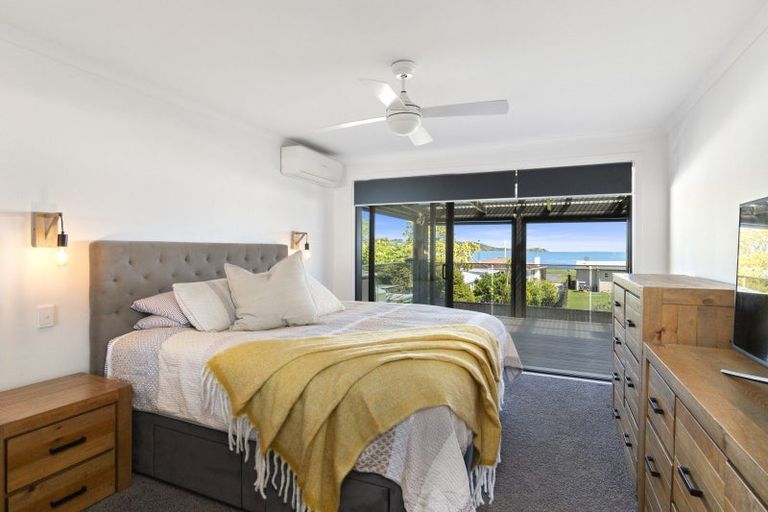 Photo of property in 10 Cottonwood Place, Kawakawa Bay, Papakura, 2585