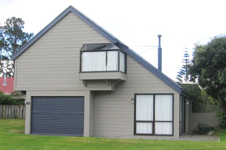 Photo of property in 17 Mountain Vista Place, Pauanui, Hikuai, 3579
