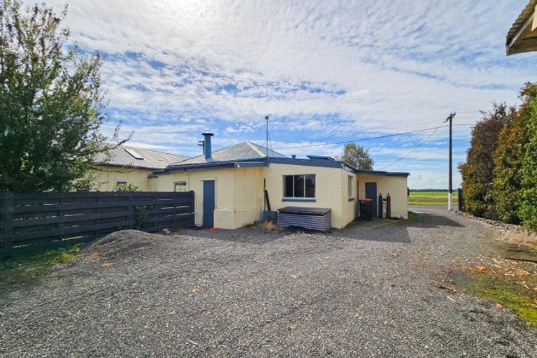 Photo of property in Main Road, Tauweru, Masterton, 5889