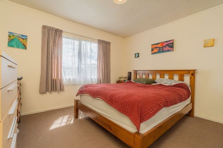 Photo of property in 52 Gallony Avenue, Massey, Auckland, 0614