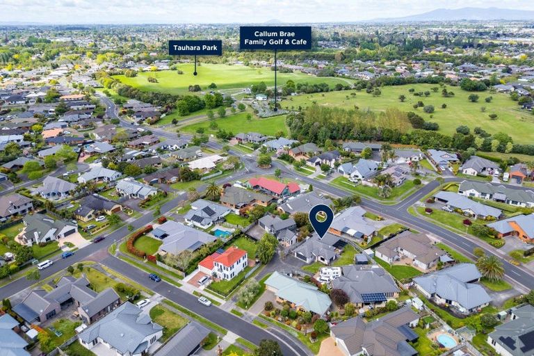 Photo of property in 7 Roderick Place, Rototuna, Hamilton, 3210