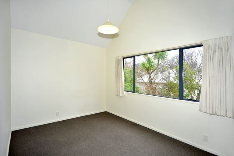 Photo of property in 1/8 Mayfair Street, Riccarton, Christchurch, 8011