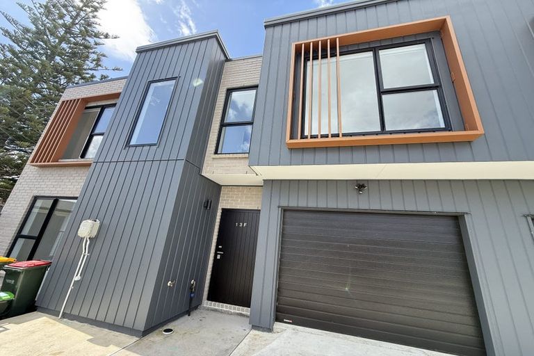 Photo of property in 13f Glendhu Road, Bayview, Auckland, 0629