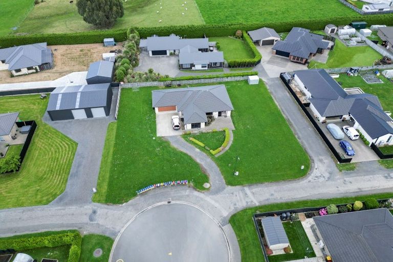 Photo of property in 28 Majestic Chance, Seaward Bush, Invercargill, 9812