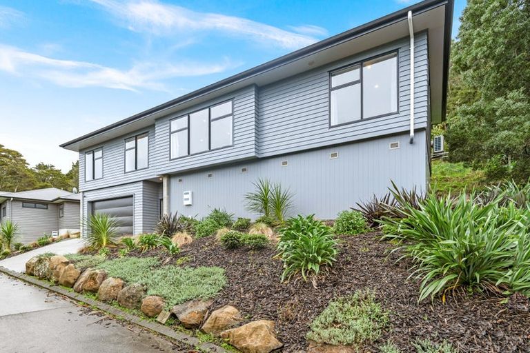 Photo of property in 18 Tieke Place, Horahora, Whangarei, 0110