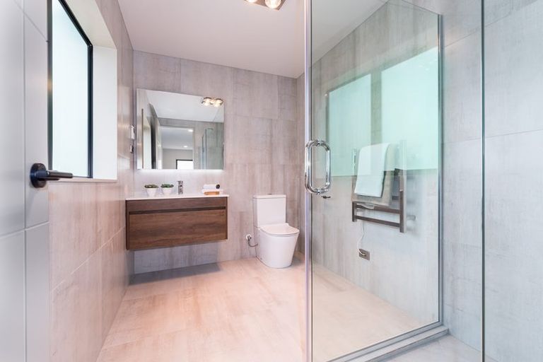 Photo of property in 14 Drover Close, Flat Bush, Auckland, 2019