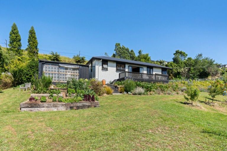 Photo of property in 70 Saxton Road, Upper Vogeltown, New Plymouth, 4371