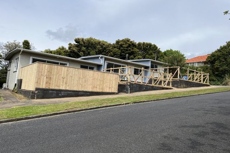 Photo of property in 89 Glenpark Avenue, Frankleigh Park, New Plymouth, 4310