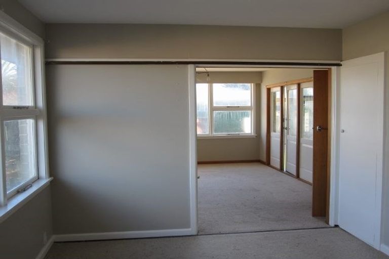 Photo of property in 39 Skerten Avenue, Hornby, Christchurch, 8042
