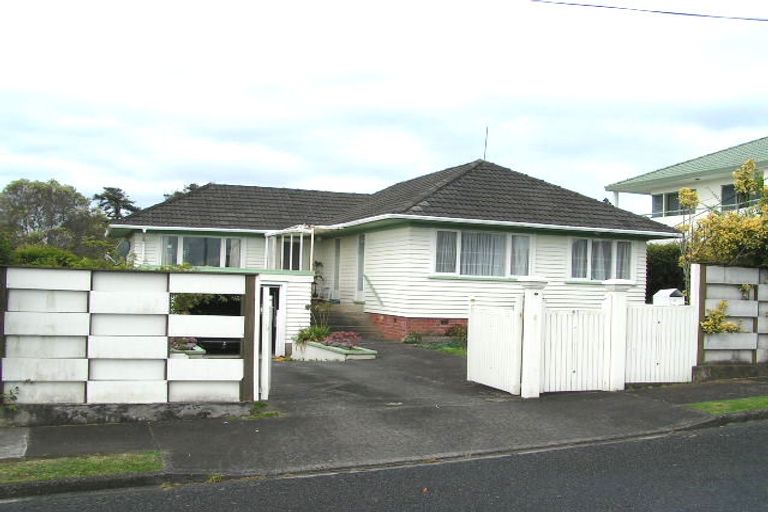 Photo of property in 41 Walter Street, Hauraki, Auckland, 0622