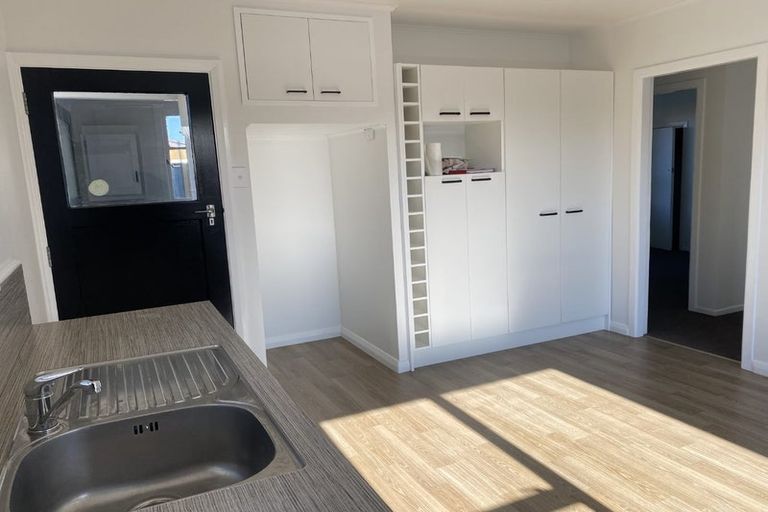 Photo of property in 98 King Street, Taradale, Napier, 4112