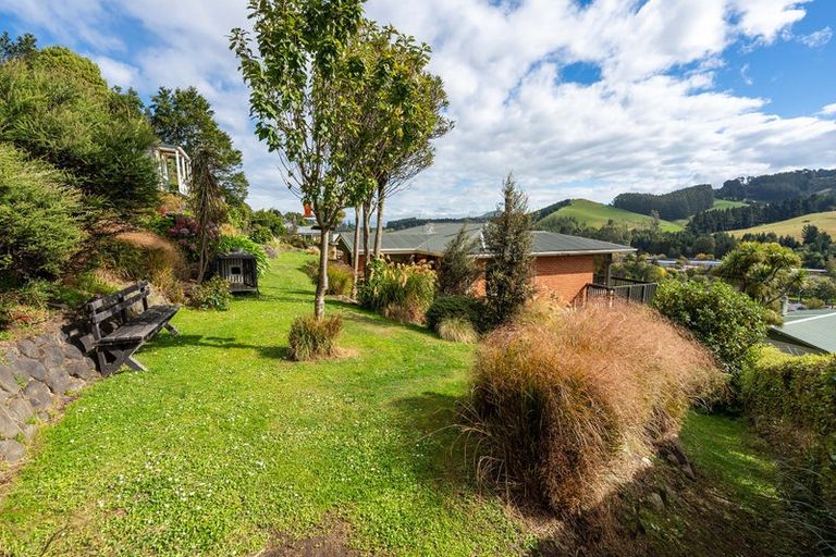 Photo of property in 84 Hocken Street, Kenmure, Dunedin, 9011