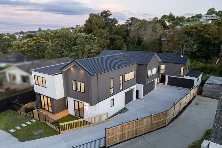 Photo of property in 24b Scarlock Avenue, Browns Bay, Auckland, 0630