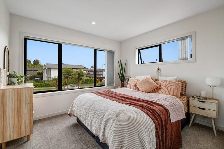 Photo of property in 54 Jane Maree Road, Kumeu, 0810