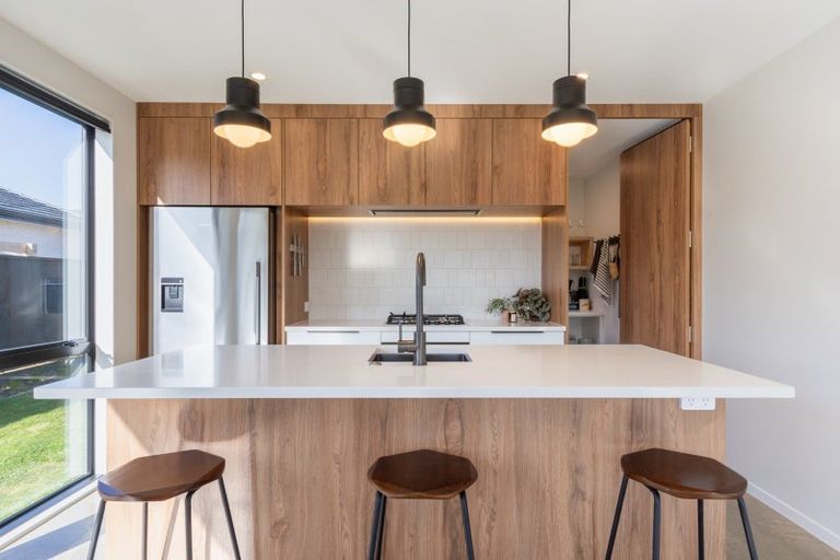 Photo of property in 9 Kaiwaru Place, Waikanae, 5036