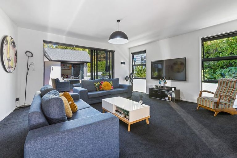 Photo of property in 14 Brooklands Road, Brooklands, New Plymouth, 4310