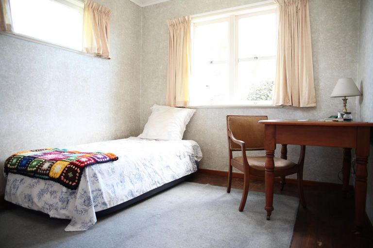 Photo of property in 32 Youngs Road, Papakura, 2110