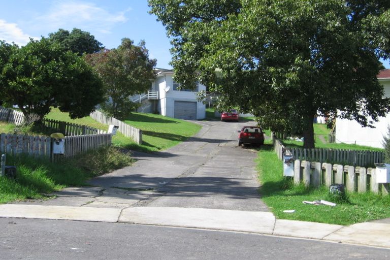 Photo of property in 22 Hanui Place, Massey, Auckland, 0614