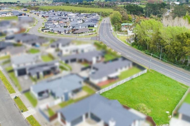 Photo of property in 27 Coutts Way, Fitzherbert, Palmerston North, 4410