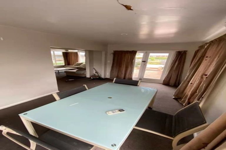 Photo of property in 66 Staveley Street, Avonhead, Christchurch, 8042