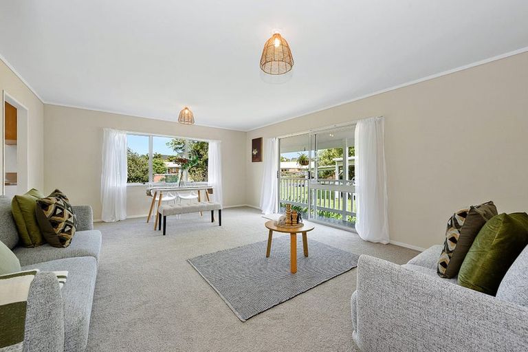 Photo of property in 77 Lake Crescent, Hamilton Lake, Hamilton, 3204