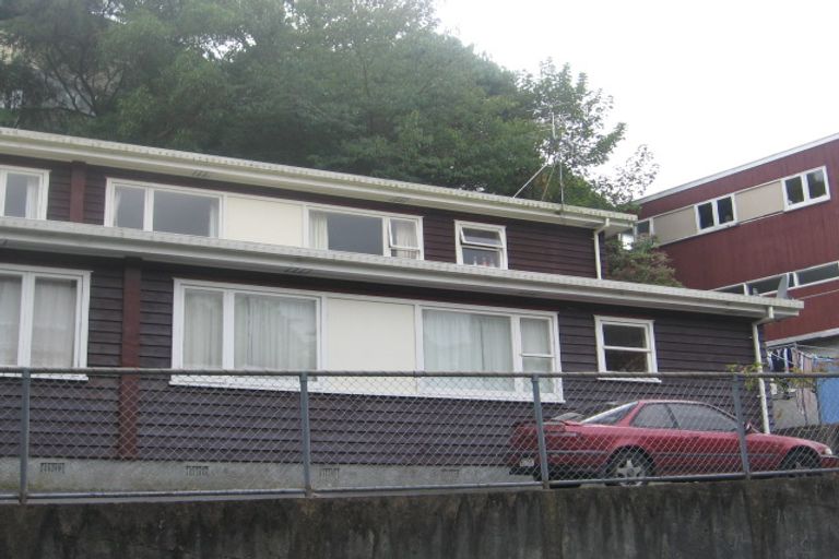 Photo of property in 24f4 Crieff Street, Northland, Wellington, 6012