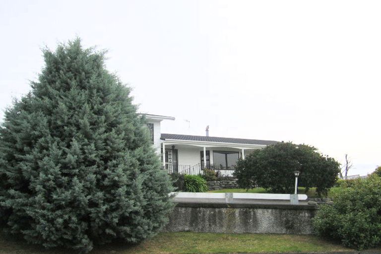 Photo of property in 66 Churchill Drive, Taradale, Napier, 4112
