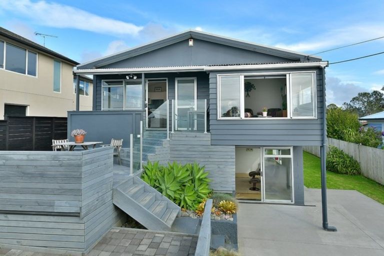 Photo of property in 9 Joydon Place, Stanmore Bay, Whangaparaoa, 0932