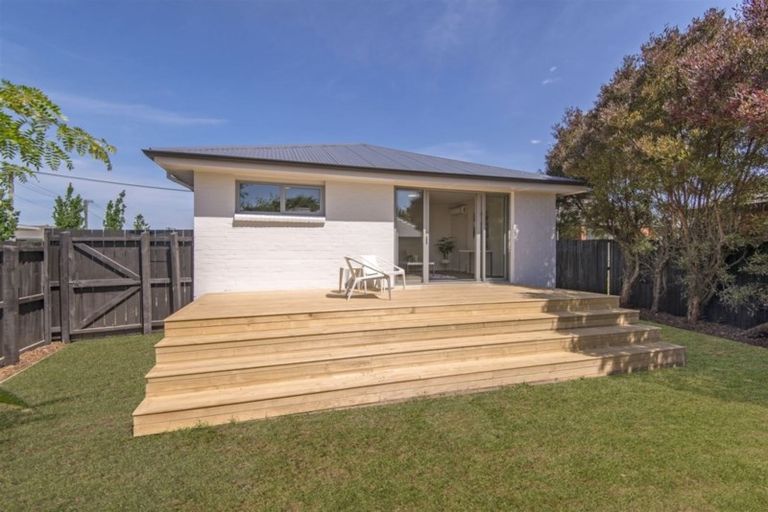 Photo of property in 55 Mcfaddens Road, St Albans, Christchurch, 8052